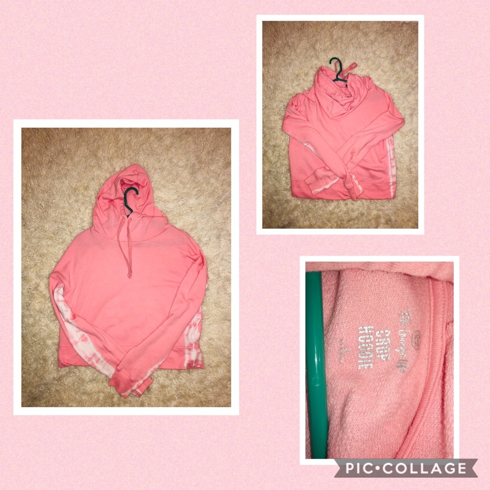 Pink Pull Over.